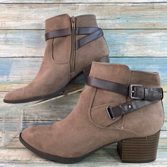 Unisa Laylay Gray Fabric Ankle Boots - Picture 2 of 12